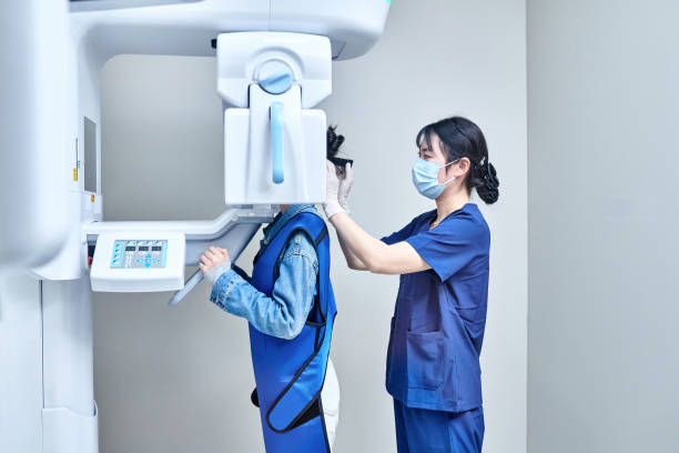 Best Emergency Tooth Extraction  in Wallburg, NC